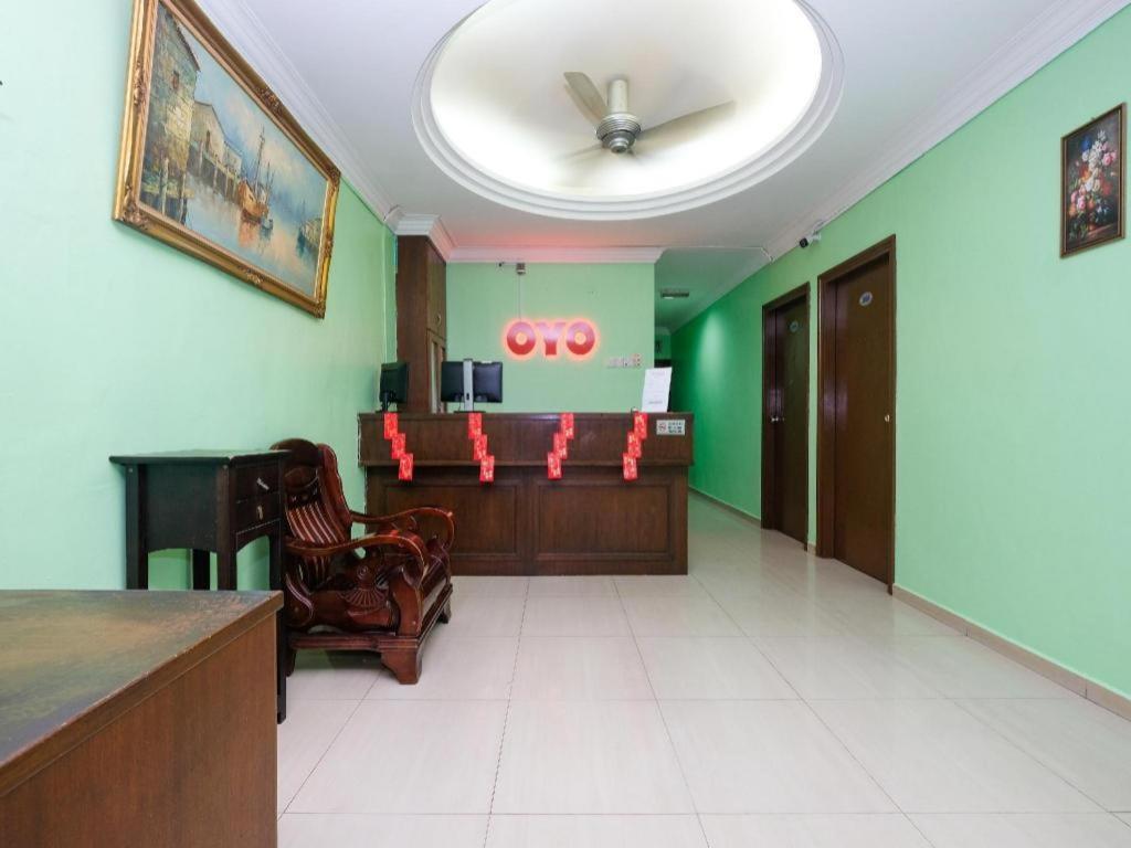 Oyo 89759 Gold Jerantut Hotel Ngoại thất bức ảnh