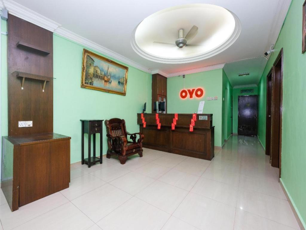 Oyo 89759 Gold Jerantut Hotel Ngoại thất bức ảnh