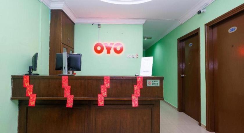 Oyo 89759 Gold Jerantut Hotel Ngoại thất bức ảnh